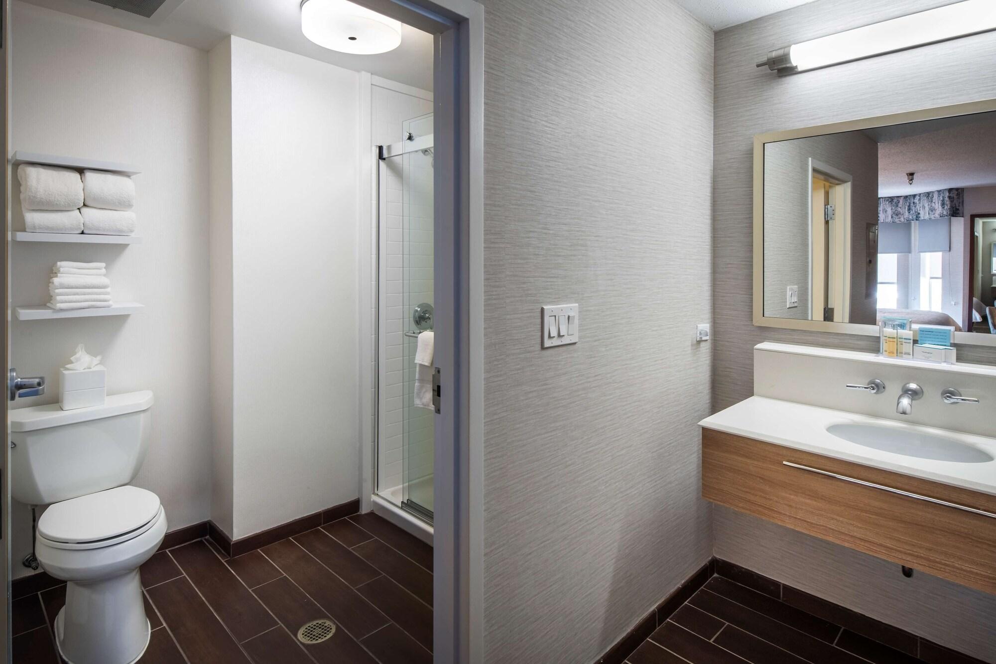 Hampton Inn & Suites Lincolnshire Buitenkant foto